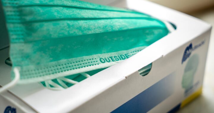 A Deaf student’s perspective on lifting the mask mandate