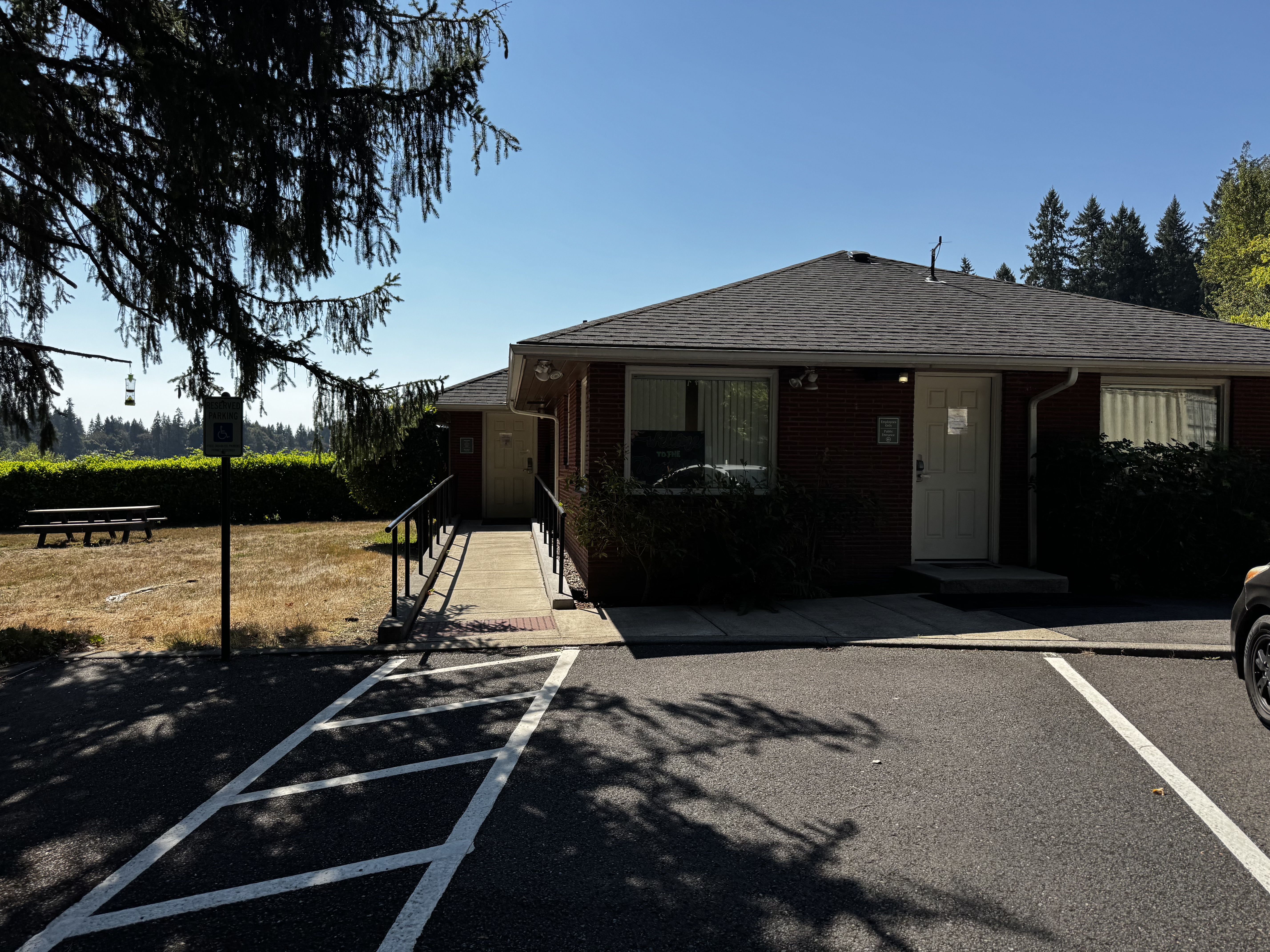 A view of the WSU Vancouver Rec Office from the parking lot. (D Turk/The VanCougar)